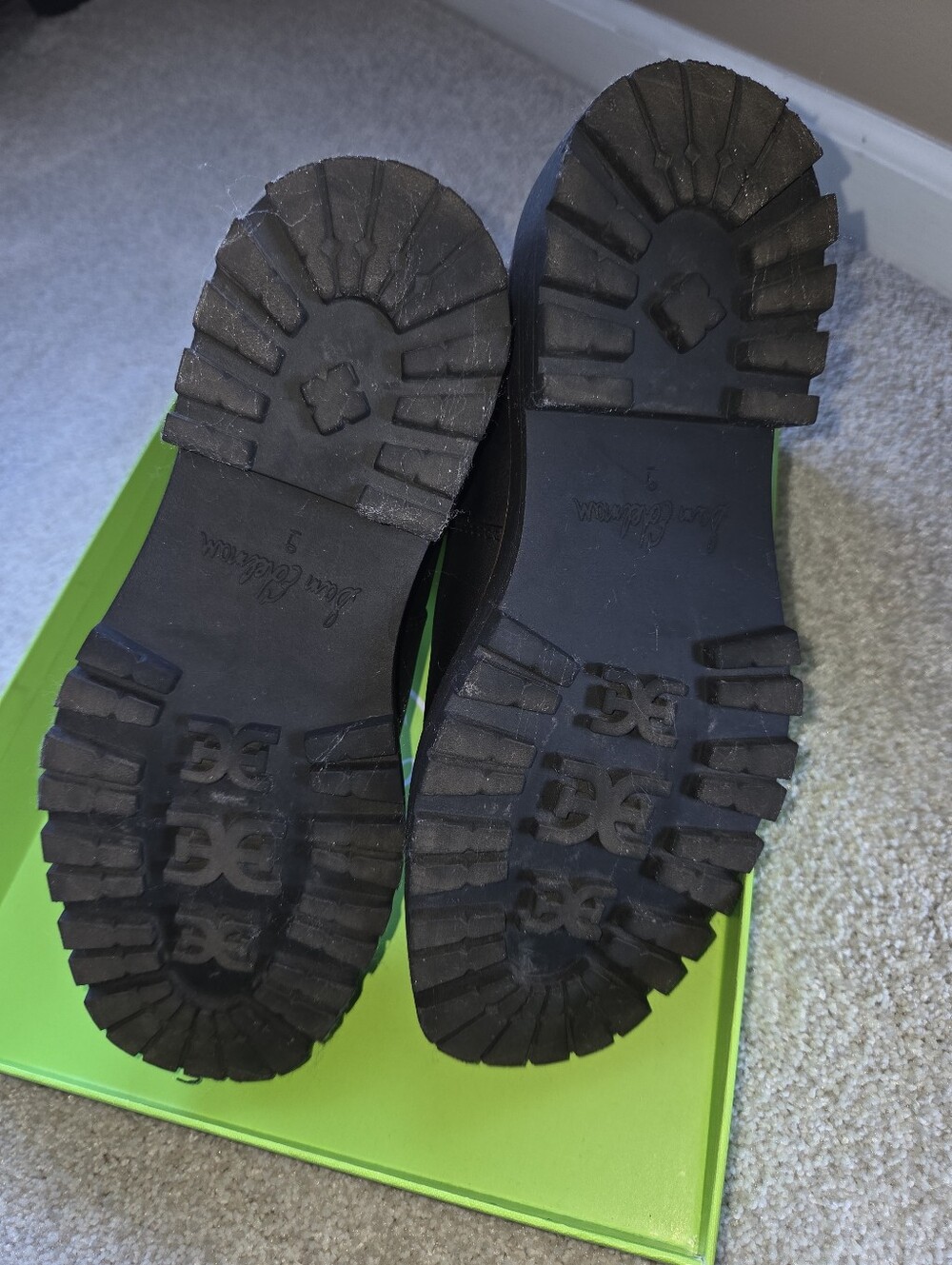 Sam Edelman Chelsea Boots - Picture 12 of 12